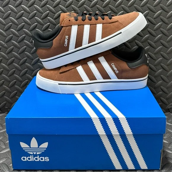Mens Adidas Athletic Sneakers Brown Size 9 - Picture 2 of 5